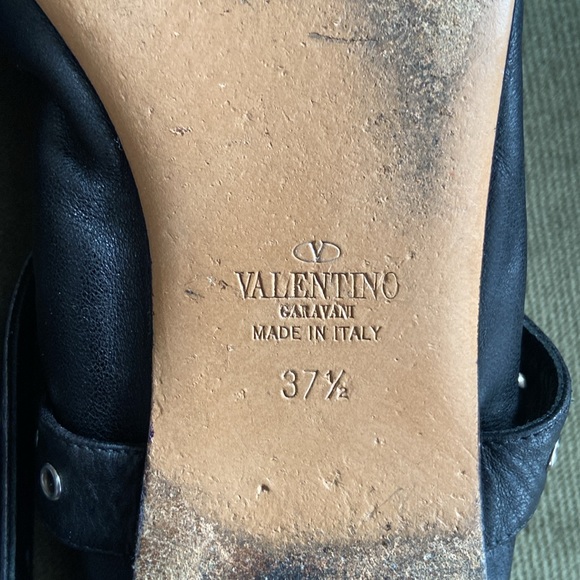 Valentino Garavani Love Latch Studded Ankle-Wrap Flat in Nero Women's Size 7.5 - Picture 12 of 15